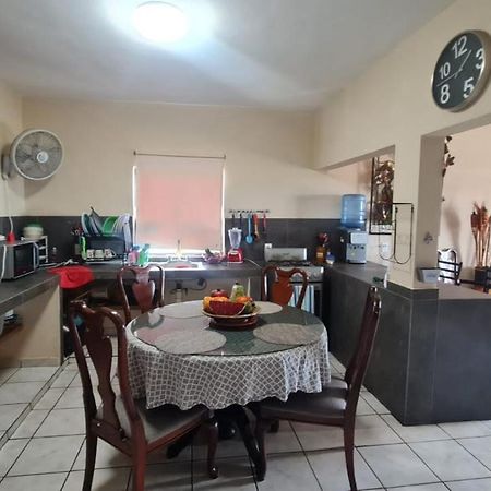 Casa A Pie De Playa Isla De La Piedra Apartment Масатлан Екстериор снимка