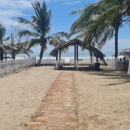 Casa A Pie De Playa Isla De La Piedra Apartment Масатлан Екстериор снимка