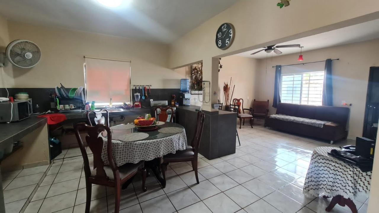 Casa A Pie De Playa Isla De La Piedra Apartment Масатлан Екстериор снимка